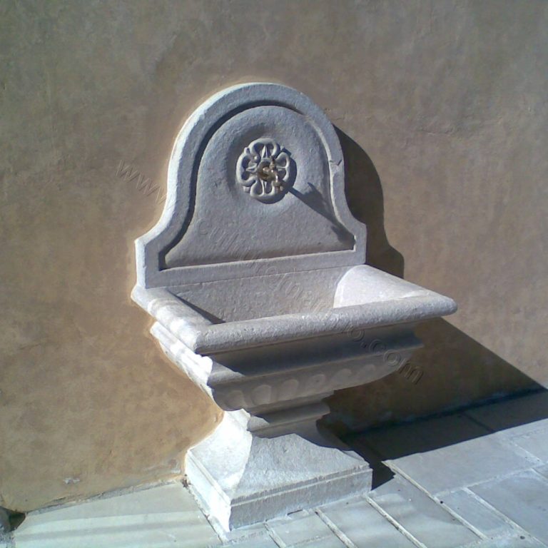 Fontane in pietra Sculturemarmo di Alessandro Guardini Fontane in pietra Sculturemarmo di Alessandro Guardini